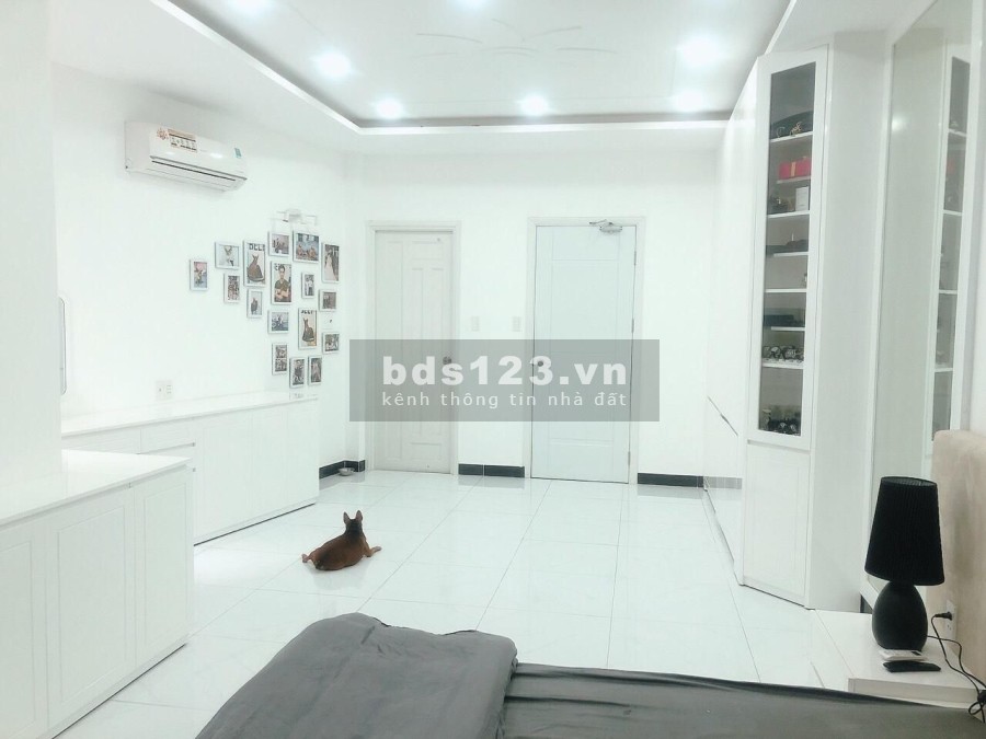 Bán Gấp Huỳnh Văn Bánh mặt tiền khủng 5.5mx 5 tầng.HXH giá rẻ 9 tỷ