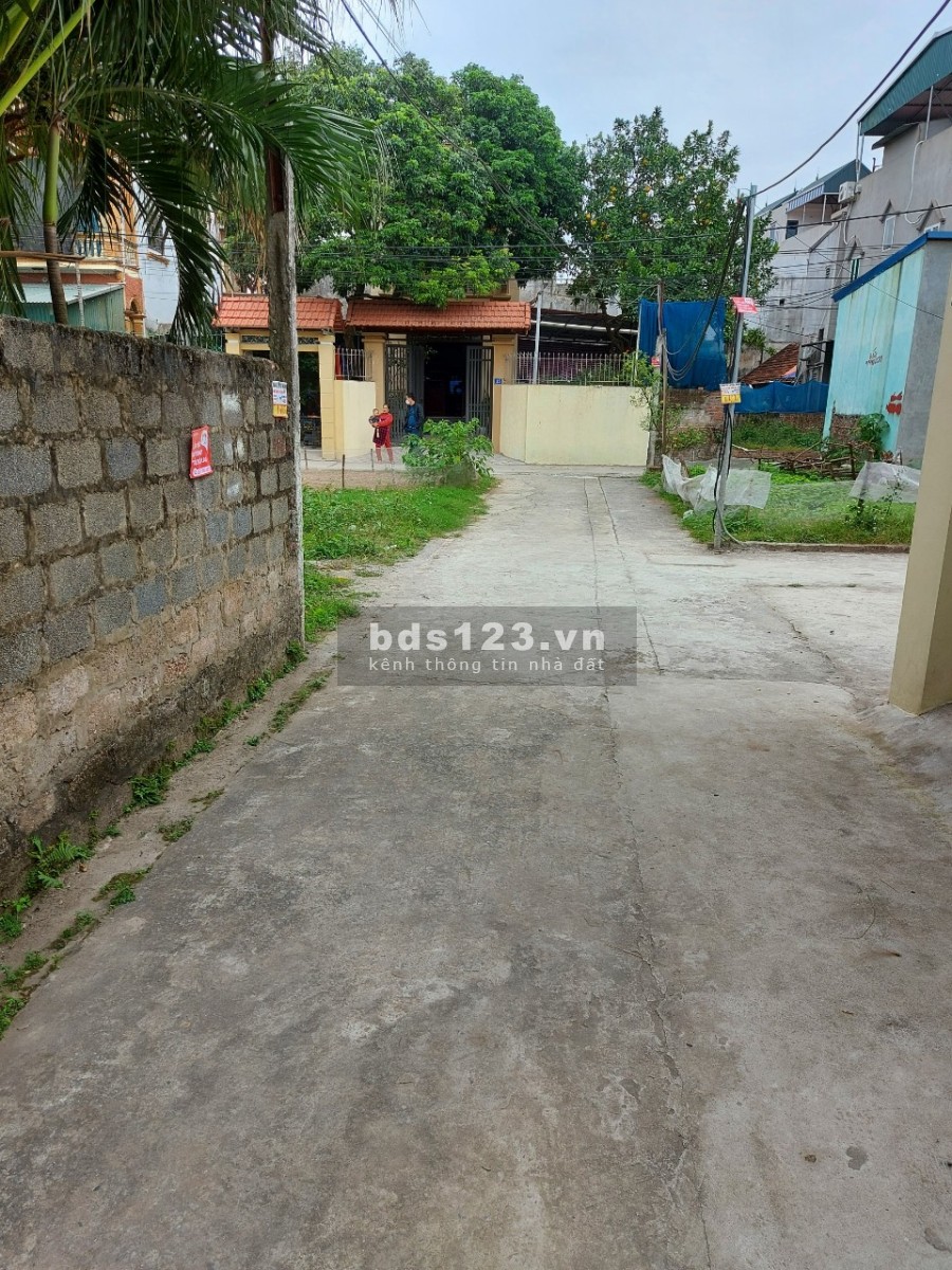 Đất sổ đỏ chính chủ diện tích 46,1 m² Quận Hà Đông khu dân cư đường lớn, xe vào tận nhà