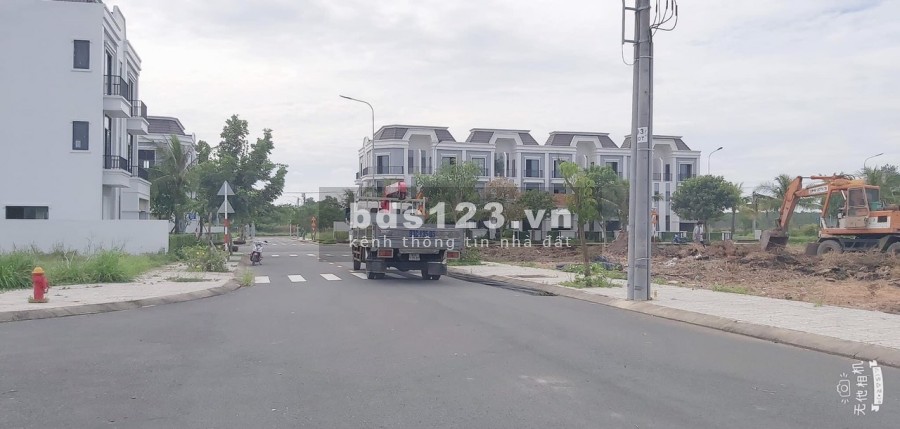 Sang ngay lô đất mặt tiền 15m, Bàu Bàng Tân Vạn như hình liên hệ 0931232838, giá 1.03 tỷ