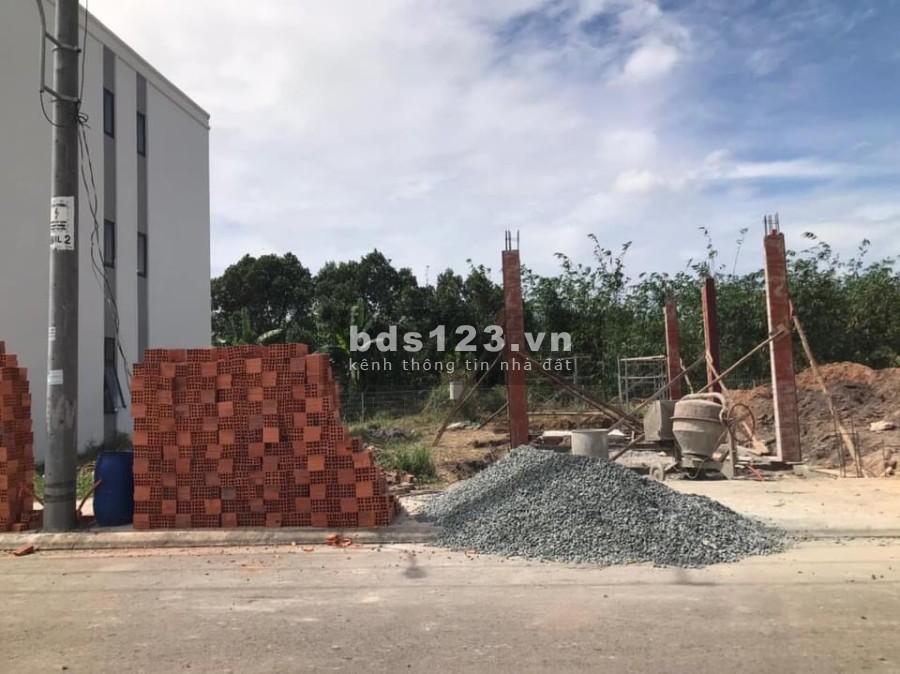 Sang ngay lô đất mặt tiền 15m, Bàu Bàng Tân Vạn như hình liên hệ 0931232838, giá 1.03 tỷ