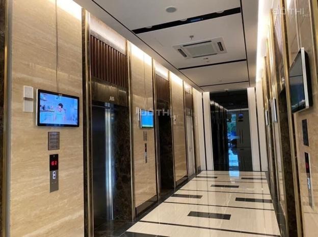 Bán căn 3PN + 1 Vinhomes West Point Phạm Hùng, nhà mới full nội thất liền tường Dual Key view hồ