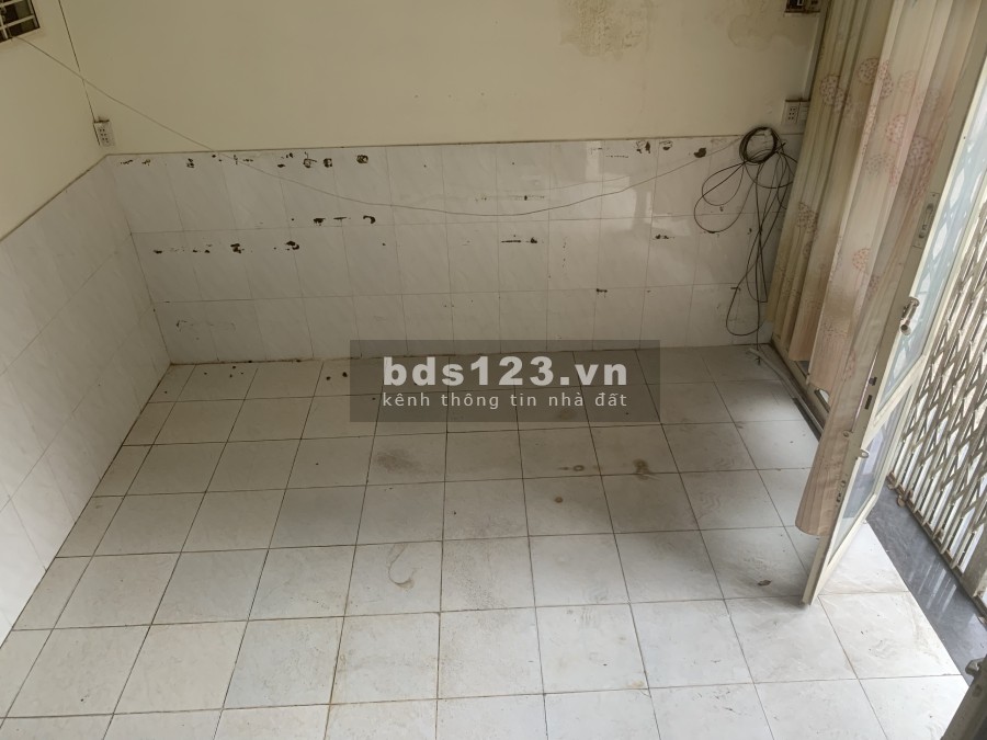 Cho thuê nhà nguyên căn 2 tấm hẻm rộng Lê Văn Lương, phường Tân Hưng Quận 7