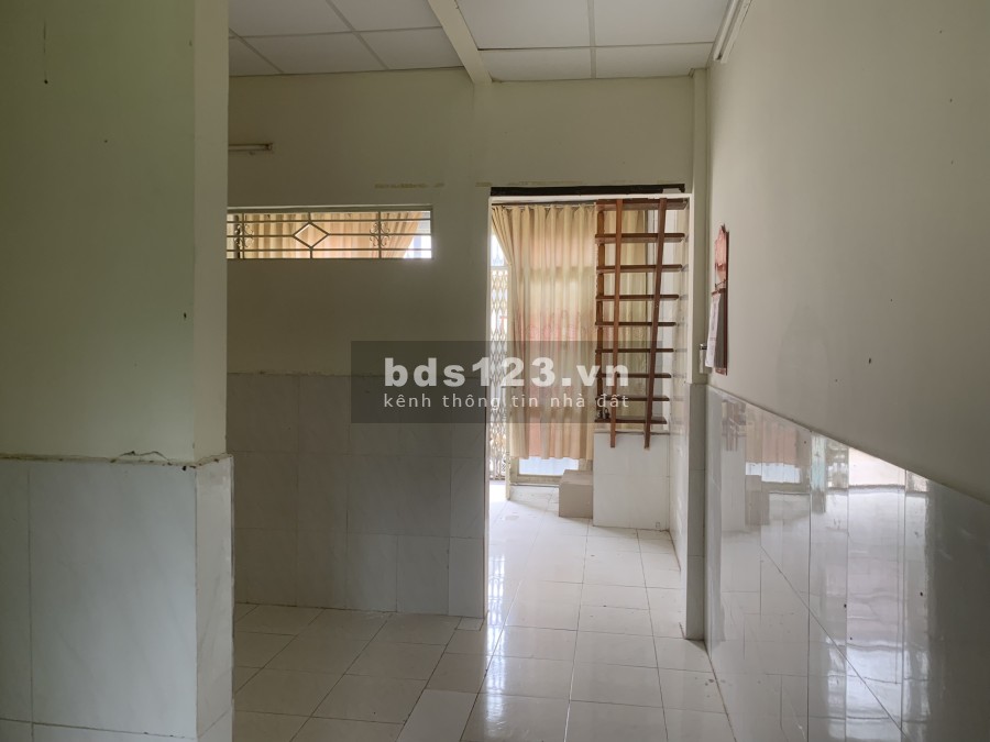 Cho thuê nhà nguyên căn 2 tấm hẻm rộng Lê Văn Lương, phường Tân Hưng Quận 7