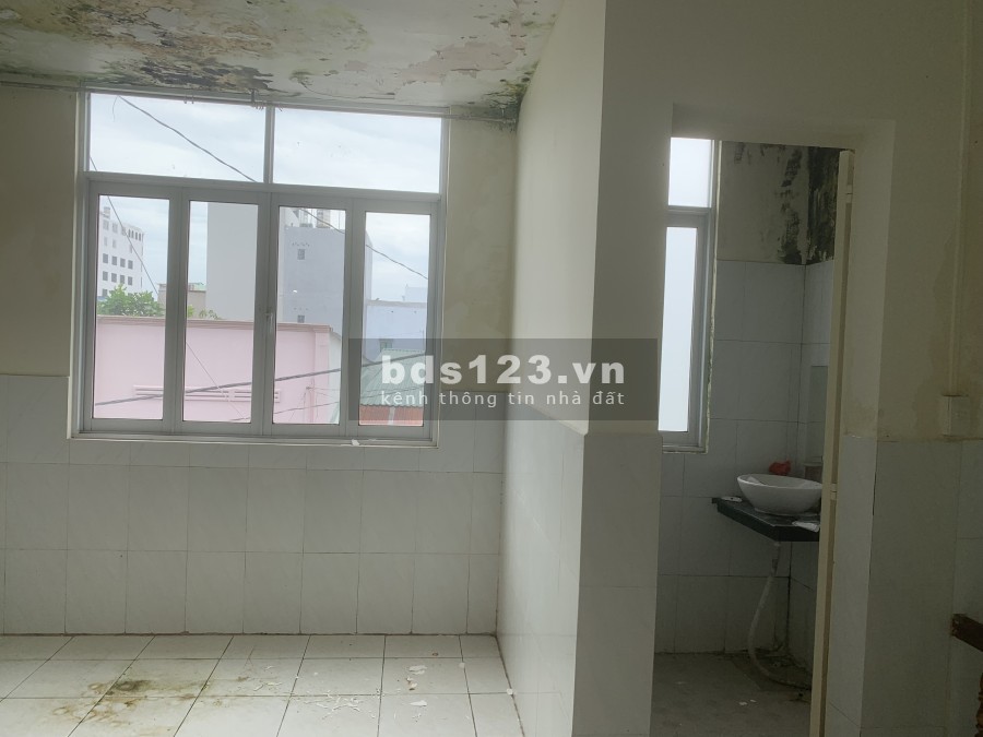 Cho thuê nhà nguyên căn 2 tấm hẻm rộng Lê Văn Lương, phường Tân Hưng Quận 7