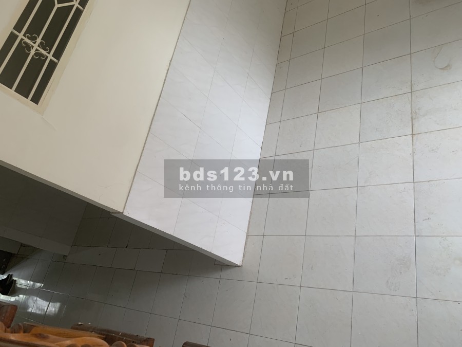 Cho thuê nhà nguyên căn 2 tấm hẻm rộng Lê Văn Lương, phường Tân Hưng Quận 7