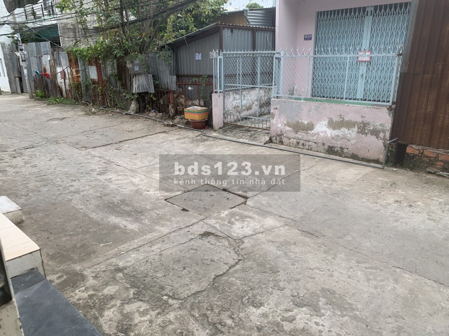 Cho thuê nhà nguyên căn 2 tấm hẻm rộng Lê Văn Lương, phường Tân Hưng Quận 7