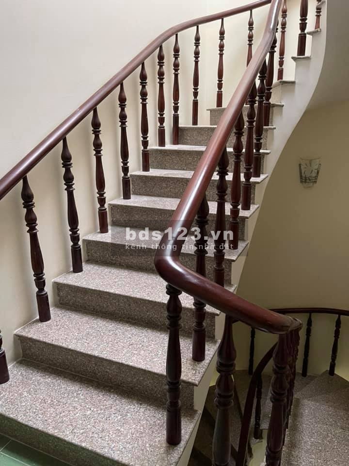 Bán gấp nhà mặt tiền rộng 5m cực hiếm diện tích sử dụng vuông vức 85m2 giá chỉ 11.5 tỷ