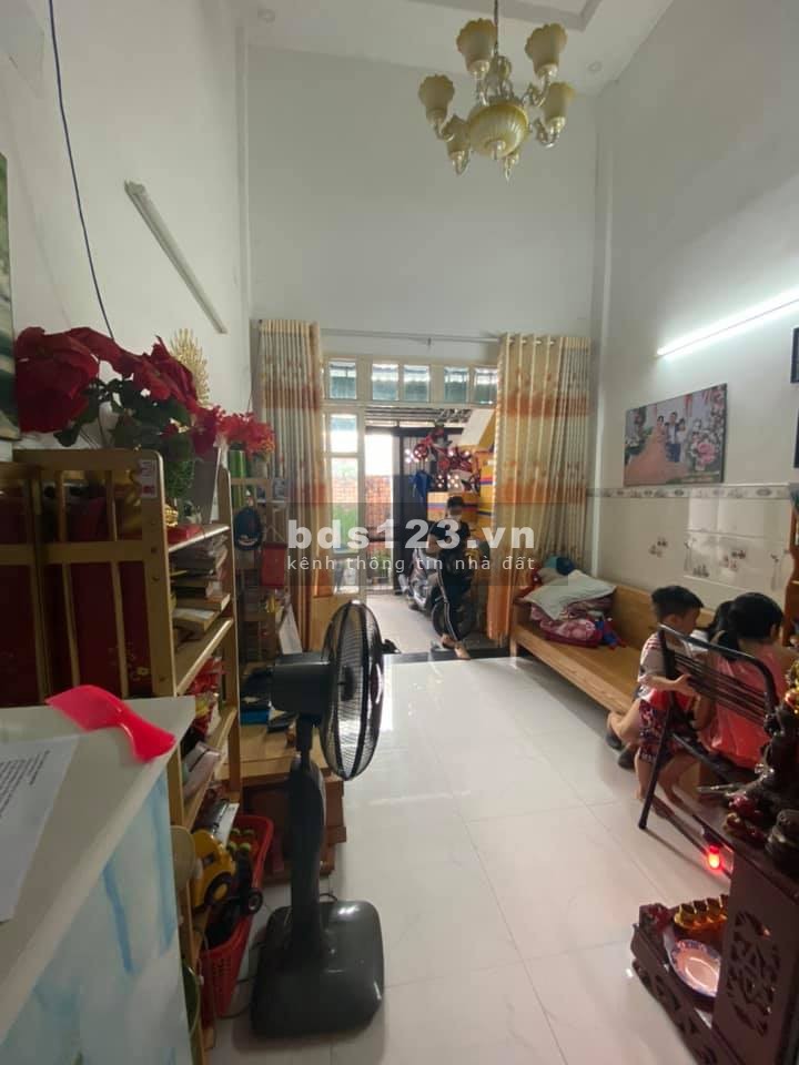 (Gò Vấp)cần bán gấp nhà đẹp, đường Nguyễn Thái Sơn, dtsd 48m2, 2 tầng chỉ 3.68 tỷ