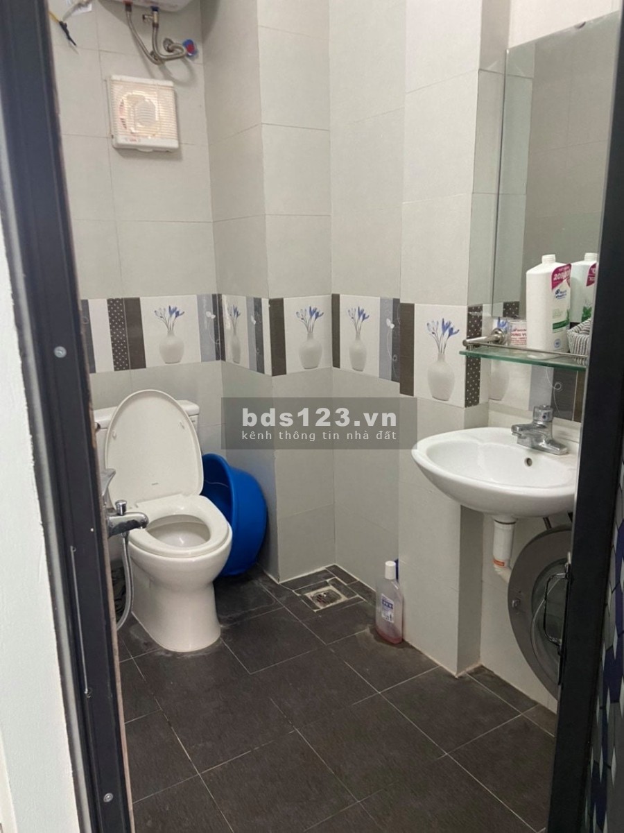 Bán nhà Nguyễn Xiển Thanh Xuân giá bán 1.6 tỷ, dtsd 30m2 đúc 3 tầng, mặt tiền 4.2m