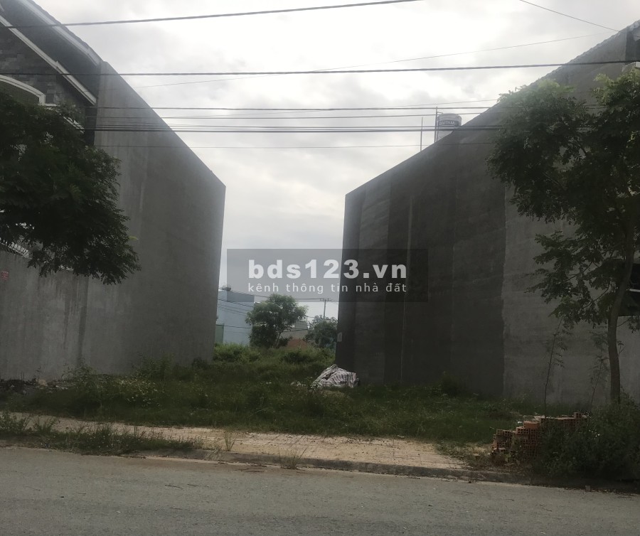 Đất Bàu Bàng diện tích sử dụng 100m2 thổ cư 100% khu dân cư hiện hữu, xe ra vào thoải mái