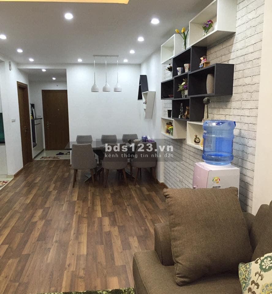 Chính chủ bán nhanh căn 2PN 78m2, BC Đông Nam full đồ ở Goldmark City, giá 2.3 tỷ