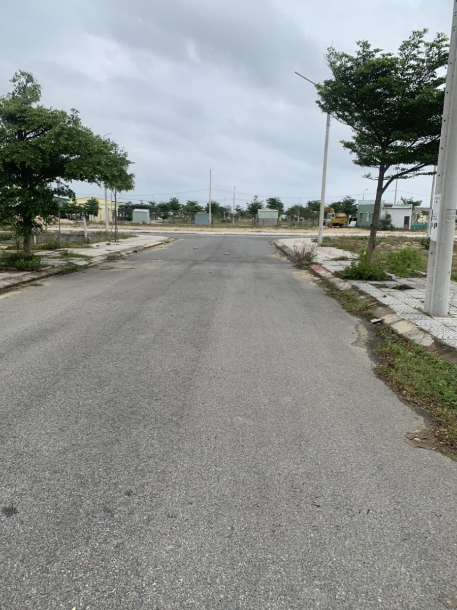 Chào bán 1 lô duy nhất Ngọc Dương River Side giá rẻ thị trường pháp lý chính chủ, sổ sẵn