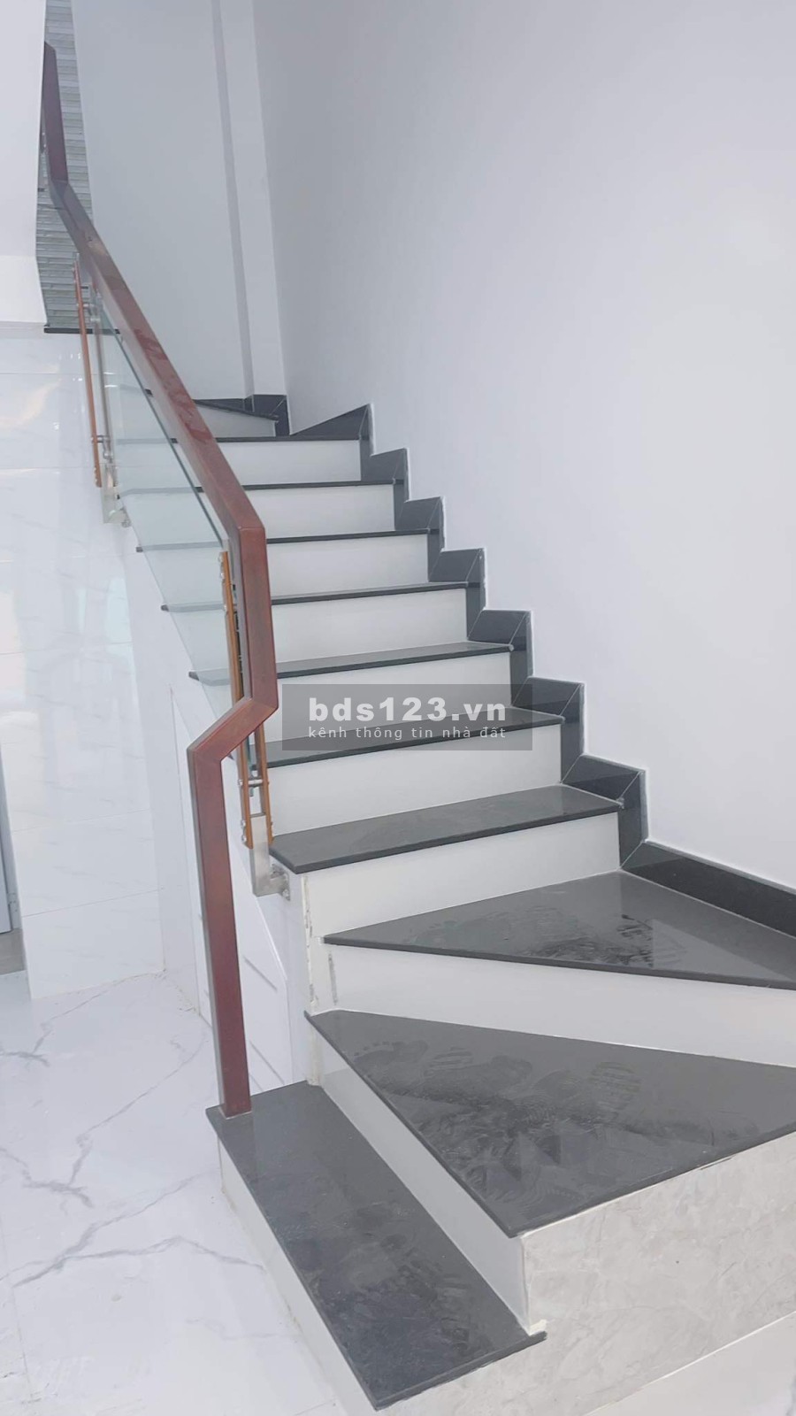 Bán nhà nguyên căn độc lạ Nguyễn Văn Nghi, diện tích 69m2, giá 6.9 tỷ, ngay Cityland Gò Vấp