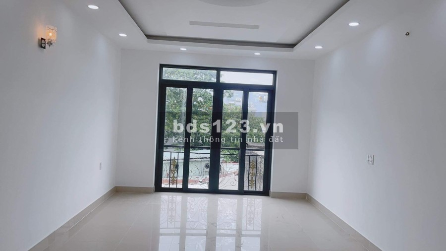 Bán nhà nguyên căn độc lạ Nguyễn Văn Nghi, diện tích 69m2, giá 6.9 tỷ, ngay Cityland Gò Vấp