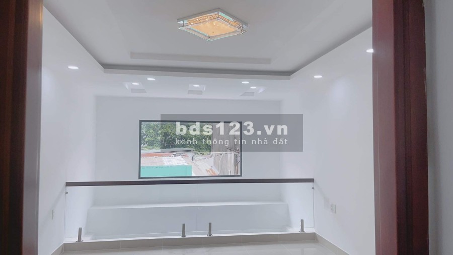 Bán nhà nguyên căn độc lạ Nguyễn Văn Nghi, diện tích 69m2, giá 6.9 tỷ, ngay Cityland Gò Vấp