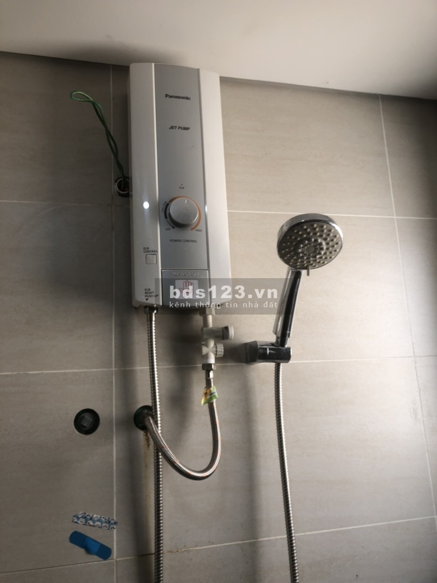 Cho thuê căn hộ Cityland nội thất cơ bản bếp rèm giá chỉ 10,5 tr