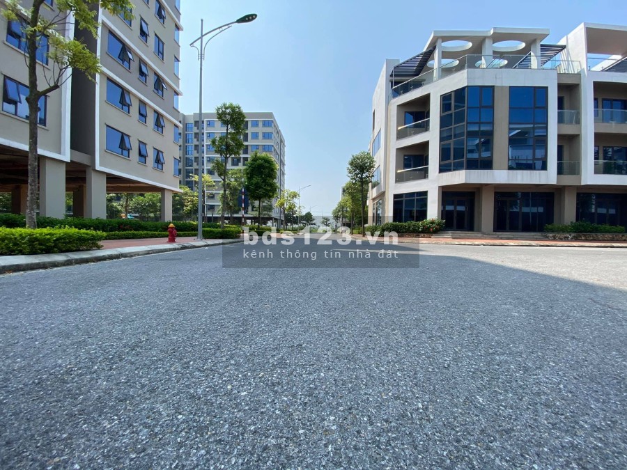 Nhận nhà liền tây, rinh ngay SH vị trí đắc địa khu dân cư thích hợp đầu tư, sổ đỏ chính chủ
