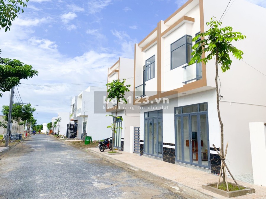 Cần bán nền thổ cư 110m2. Sổ đỏ - Thanh toán 210 triệu sang tên ngay