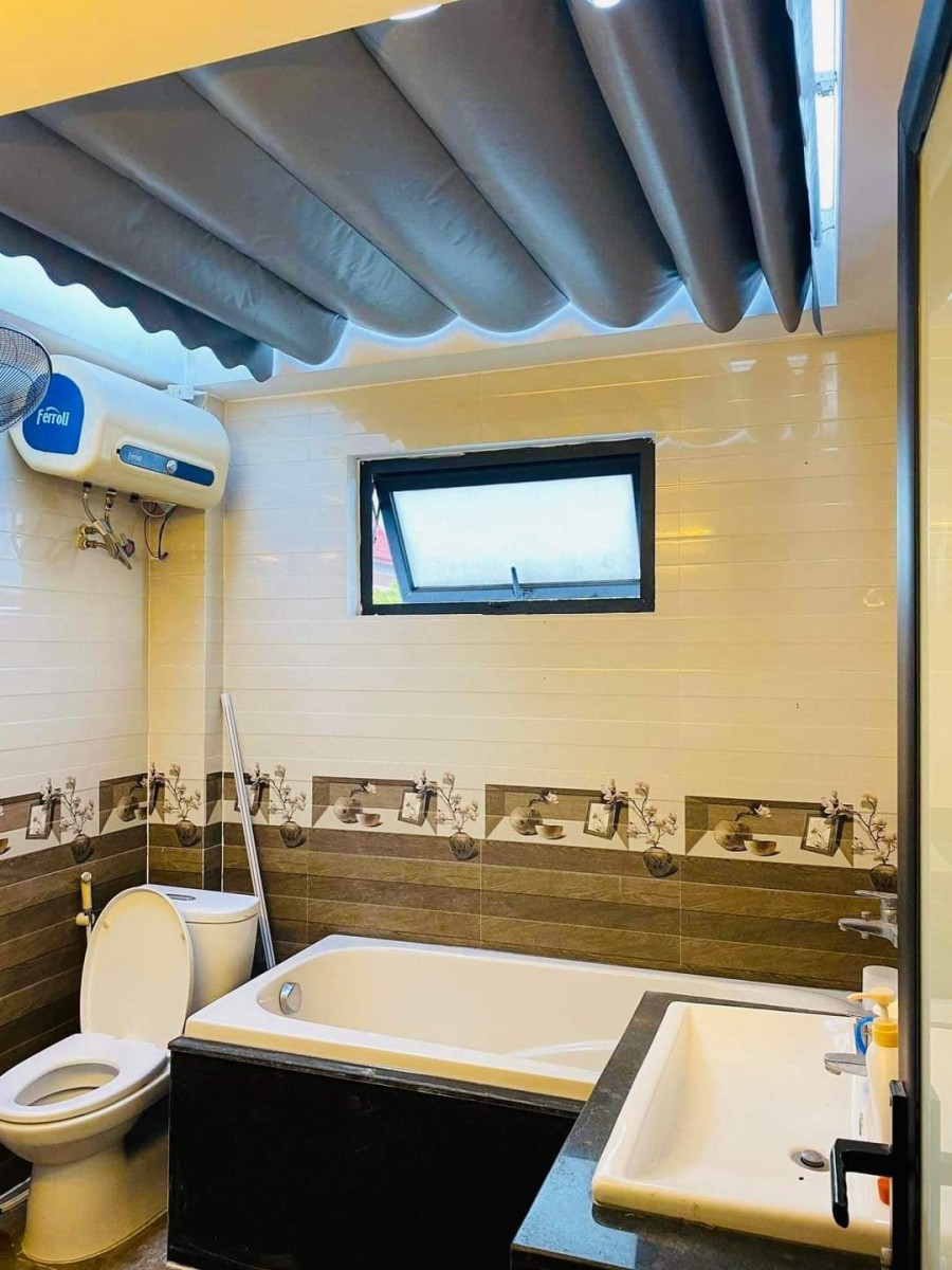 Biệt thự hơn 1000m Ngọc Thuỵ, view sông ô tô tải vào tận nơi ngõ nông giá chỉ hơn 2 chục tỷ