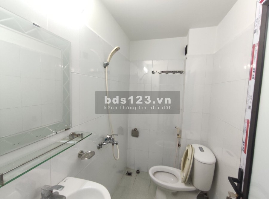 Cần bán nhà phố Kim Giang, Thanh Xuân diện tích sử dụng 36m2, 5 tầng, giá bán 3,9 tỷ