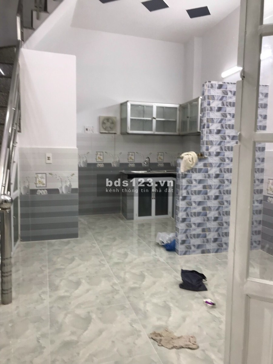 Bán nhà riêng Huỳnh Tấn Phát, giá tốt 1 trệt 1 lầu, diện tích 4*5 giá chỉ còn 1 tỷ 230
