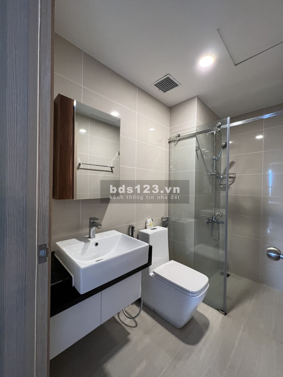 Cho thuê căn hộ mới, 2PN, Golden Mansion giá cho thuê 15 triệu/tháng tiện ích đầy đủ