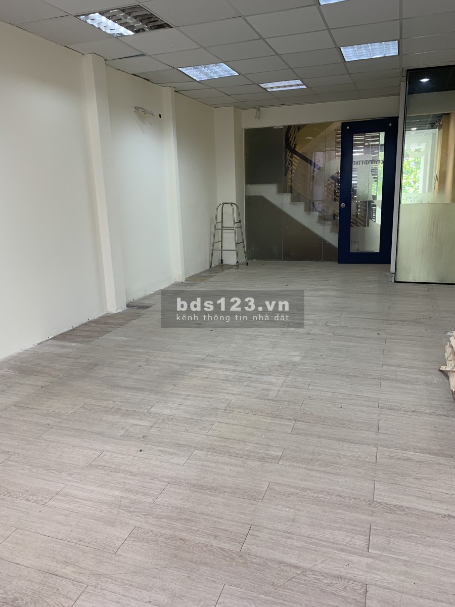 Mặt bằng cho thuê làm văn phòng cửa hàng tiện lợi hoặc quán cà phê, giá tốt, khu dân cư