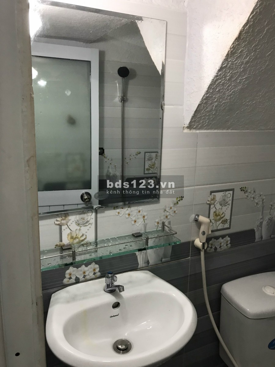Bán nhà riêng Huỳnh Tấn Phát, giá tốt 1 trệt 1 lầu, diện tích 4*5 giá chỉ còn 1 tỷ 230
