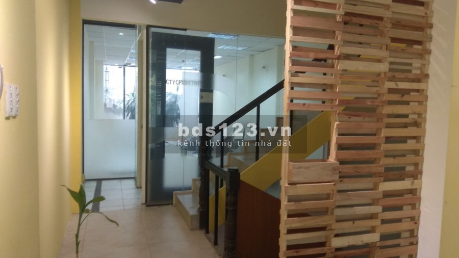 Mặt bằng cho thuê làm văn phòng cửa hàng tiện lợi hoặc quán cà phê, giá tốt, khu dân cư