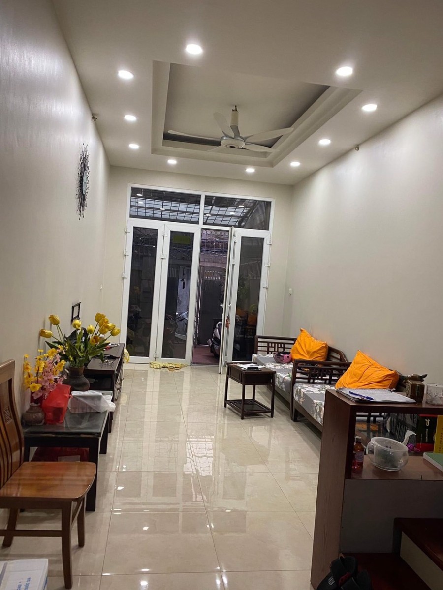 Bán nhà nguyên căn Hồ Đắc Di 10m ra phố diện tích 76m2, 4 tầng, giá bán 8.5 tỷ, sổ sẵn