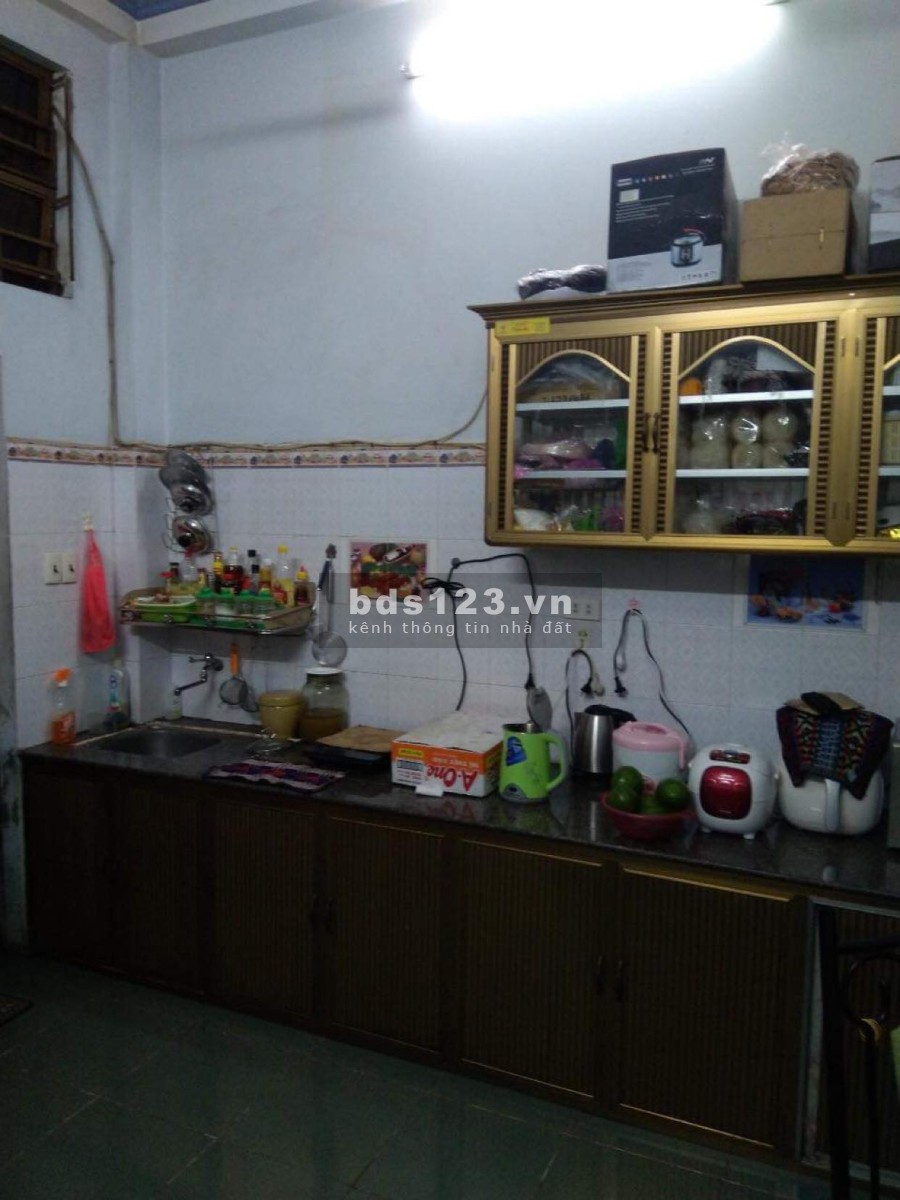 Bán nhà HXH rộng một trục tới nhà Nguyễn Văn Lượng P17 GV cách mặt tiền 50m 62m2, 3 tầng