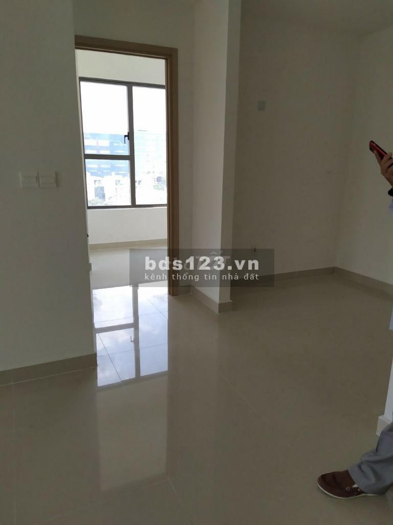 Bán rẻ chung cư Sunrise City diện tích sử dụng 61m² 2PN 1wc giá bán chỉ 2.95 tỷ lhcc