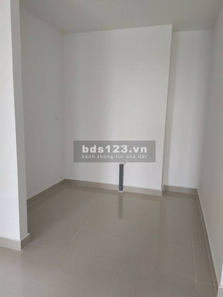 Bán rẻ chung cư Sunrise City diện tích sử dụng 61m² 2PN 1wc giá bán chỉ 2.95 tỷ lhcc