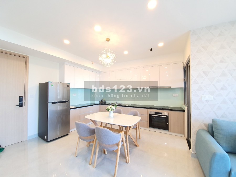 Bán nhanh căn 2PN Palm Heights, quận 2, DT 80m2 view ngoài, nội thất mới làm
