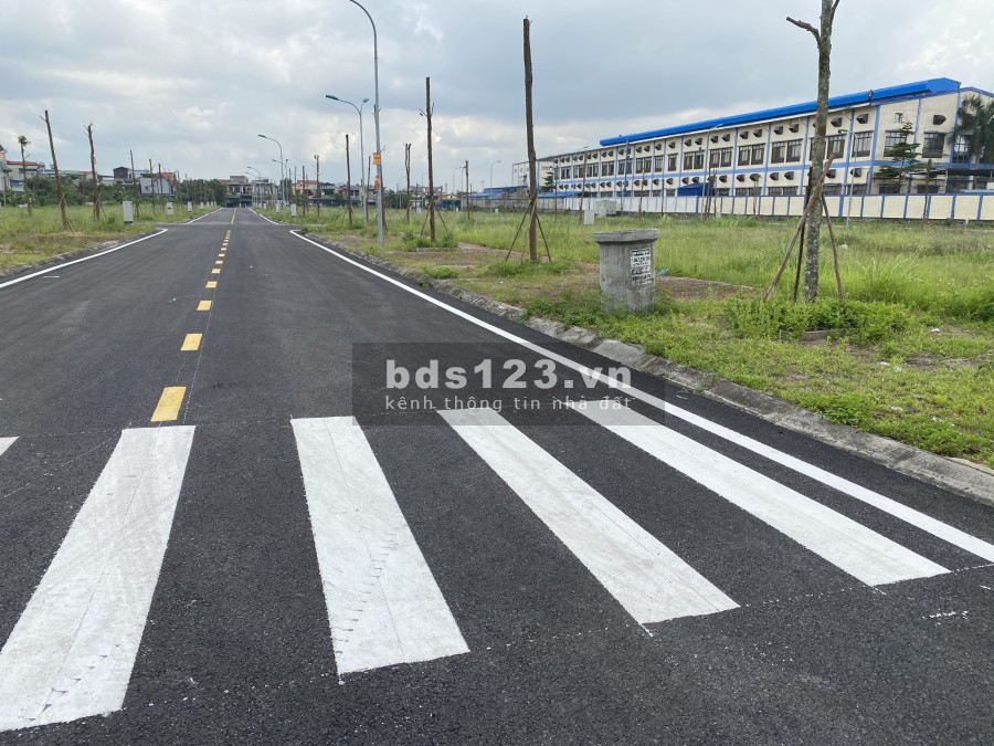Bán nhanh 2 lô shophouse liền nhau tại Trung tâm TP Uông Bí không bắt xây dựng giá tốt