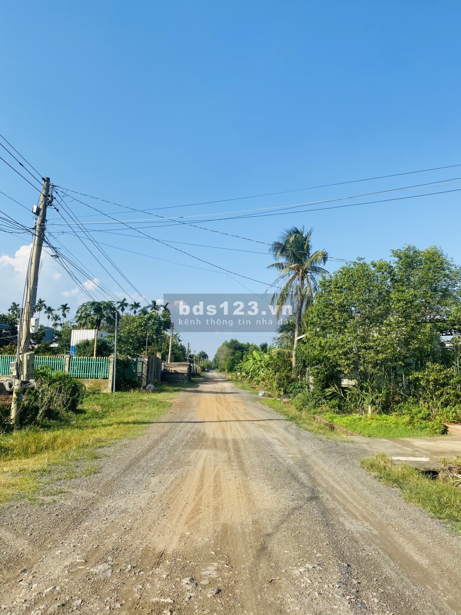Bán gấp 200m2 đất ONT khu trung tâm thương mại sân bay Long Thành, giá f0 sổ chính chủ