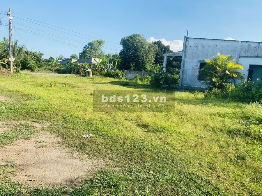 Bán gấp 200m2 đất ONT khu trung tâm thương mại sân bay Long Thành, giá f0 sổ chính chủ