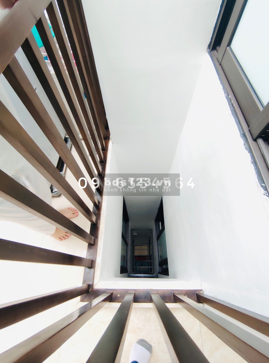 Bán nhà phố Hoàng Văn Thái, gara ô tô khách xem nhà cầm tiền cọc luôn, dtsd 45m2, 7 tỷ hơn