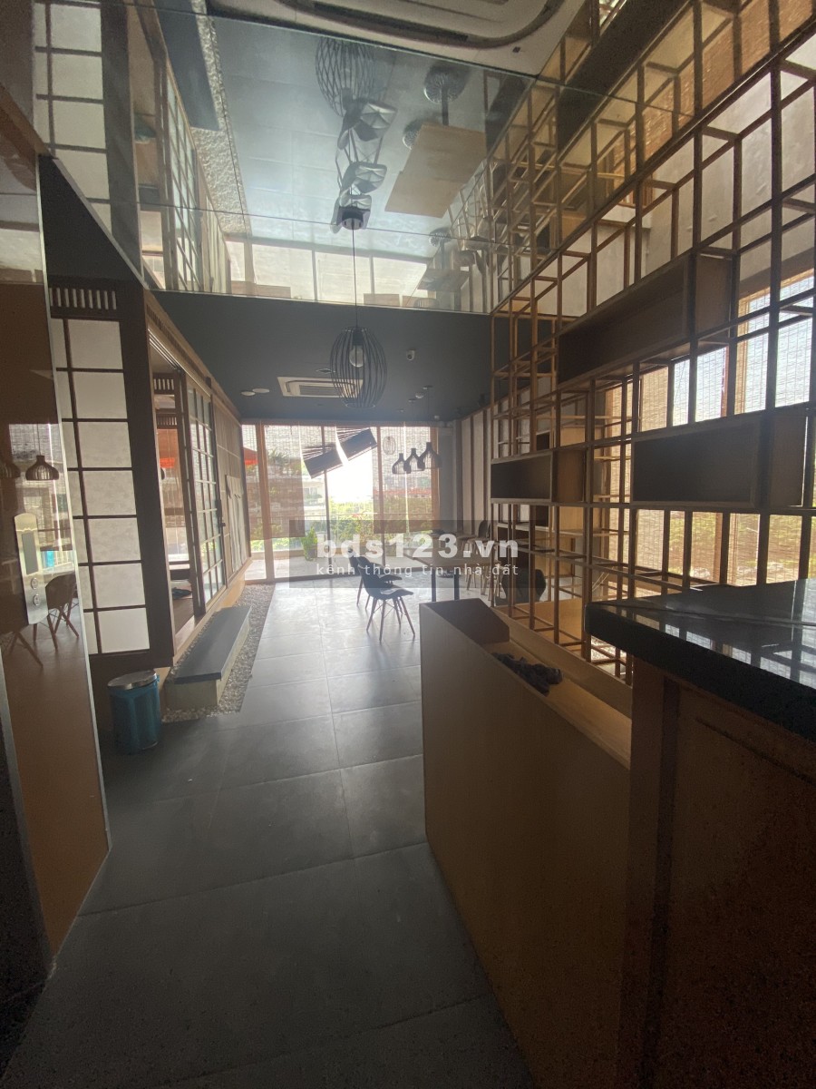 Cho thuê shophouse_KĐT Sala, mặt tiền Nguyễn Cơ Thạch ngay trung tâm tài chính Thủ Thiêm.