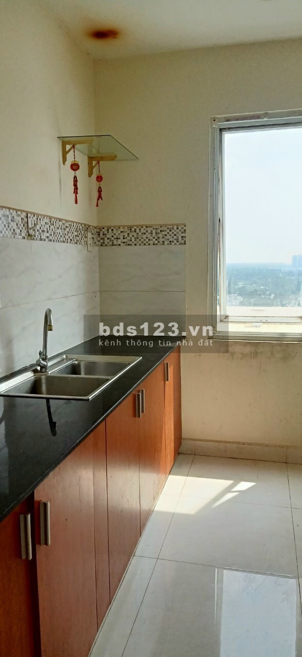 Tôi cần bán căn hộ Bông Sao Quận 8 căn góc 2pn 2wc liên hệ 0938791796 giá 2.1 tỷ
