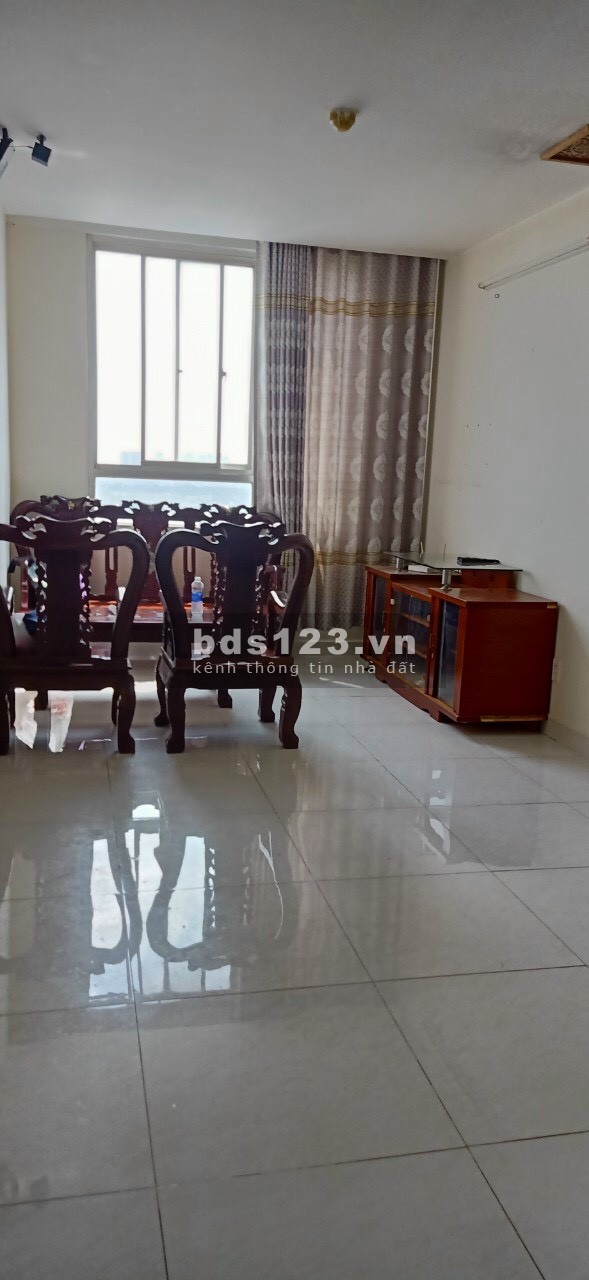 Tôi cần bán căn hộ Bông Sao Quận 8 căn góc 2pn 2wc liên hệ 0938791796 giá 2.1 tỷ