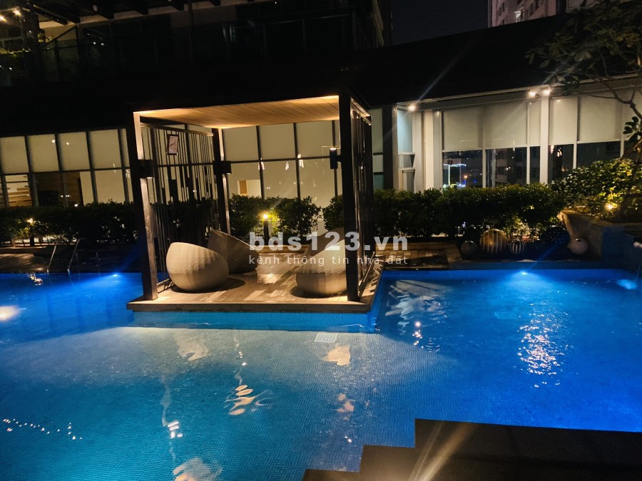 Cho thuê Sunwah Pearl 2PN, tầng cao view đẹp giá 25 triệu/tháng, hưởng trọn tiện ích