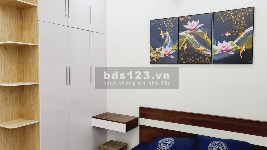 Bán nhà nguyên căn đẹp 2 mê 3 phòng ngủ giá cực sốc 2.7 tỷ, có video hường tốt, còn mới nguyên