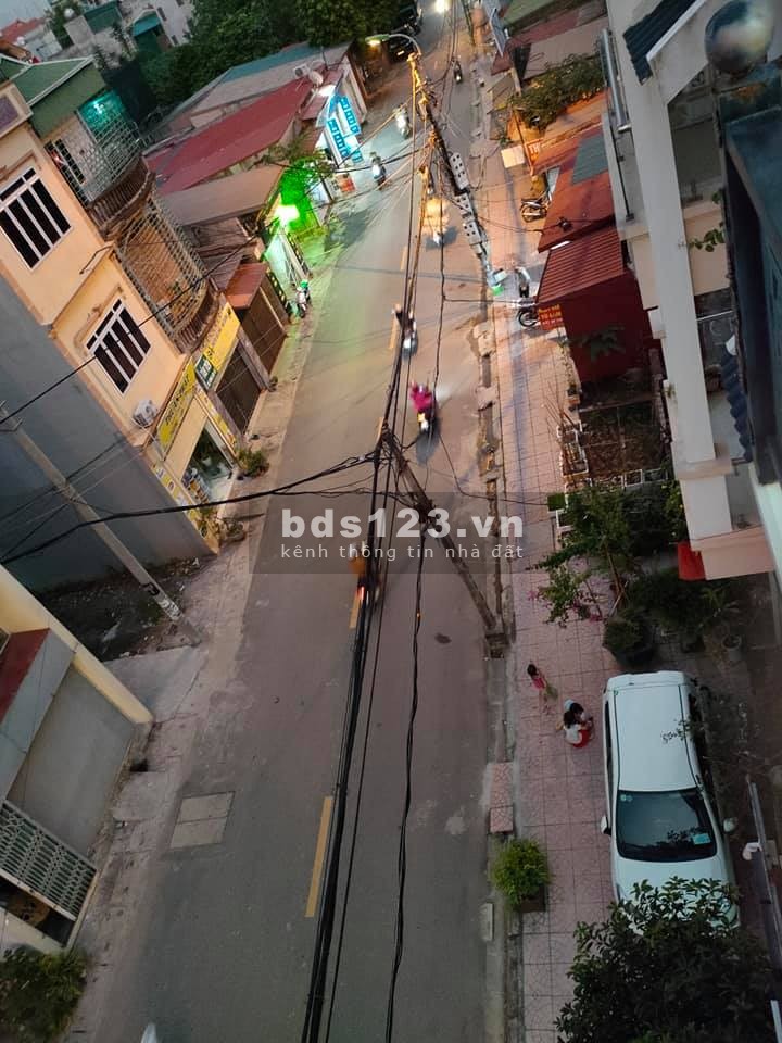 Chính chủ bán nhà khu dv Kiến Hưng Hà Đông gía bán chỉ 6.7 tỷ đúc 4 tầng thông thoáng