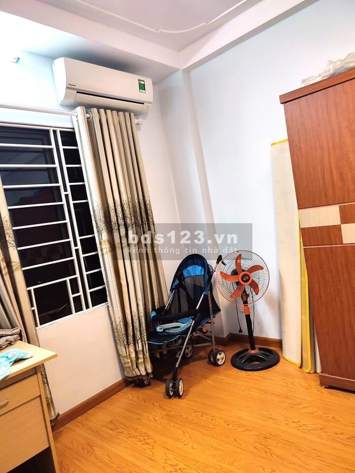 Bán nhà nguyên căn đúc kiên cố 4 tầng thoáng, kiến trúc nhà đẹp, ngõ 14 Quang Trung, Hà Đông