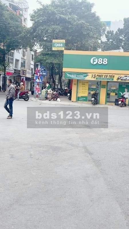 Cần bán gấp nhà Ba Đình, dtsd 30m2, nhỉnh 2.xx tỷ hộ khẩu Vip khu dân cư, mua bán sầm uất