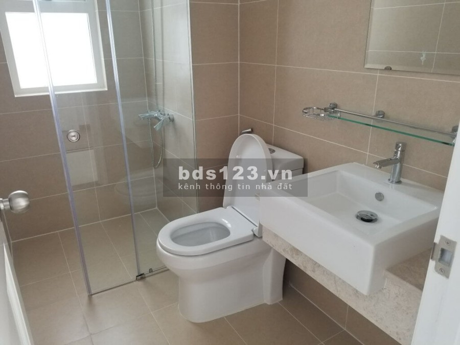 Chính chủ bán nhà 1trệt 1 lầu đúc 720tr gần chợ Bà Điểm, bao sổ sang tên 0931.601.365