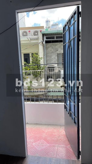 Bán nhà mặt tiền Âu Cơ Quận Tân Bình liên hệ 0921389836 khu dân cư đông đúc, dân trí cao