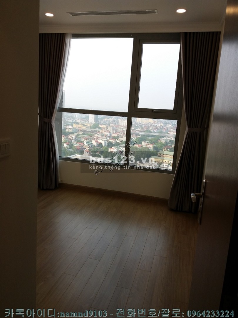 Cần cho thuê căn 2N nội thất cơ bản chung cư Vinhomes Gardenia tiện ích nội khu đầy đủ