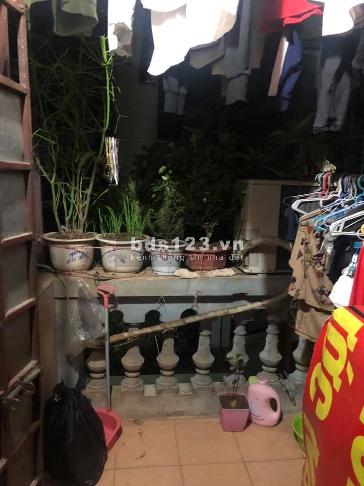 Bán nhà siêu phẩm khu phân lô kinh doanh ô tô tránh Nguyễn Khánh Toàn 4 tầng, giá 2.25 tỷ